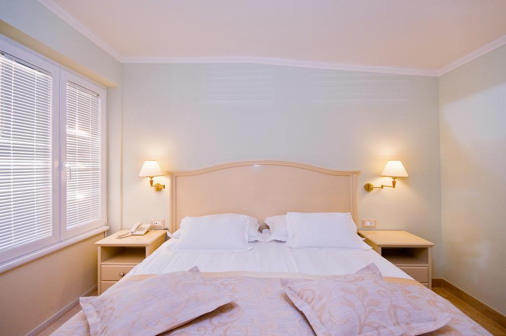 Hotel Sunceva Postelja Brela Εξωτερικό φωτογραφία
