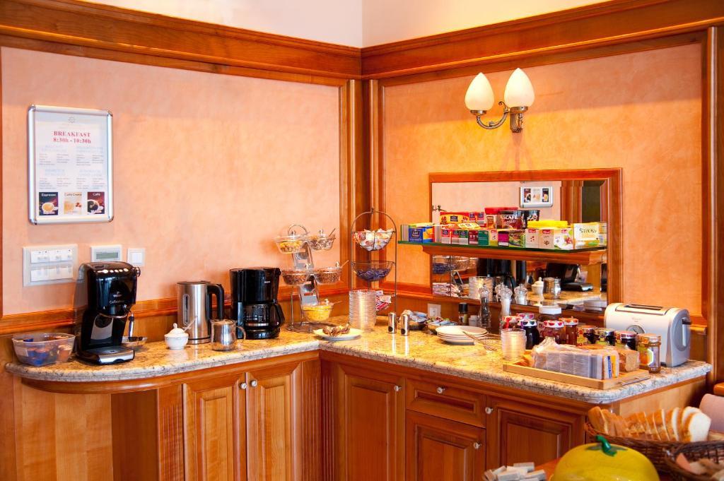 Hotel Sunceva Postelja Brela Εξωτερικό φωτογραφία