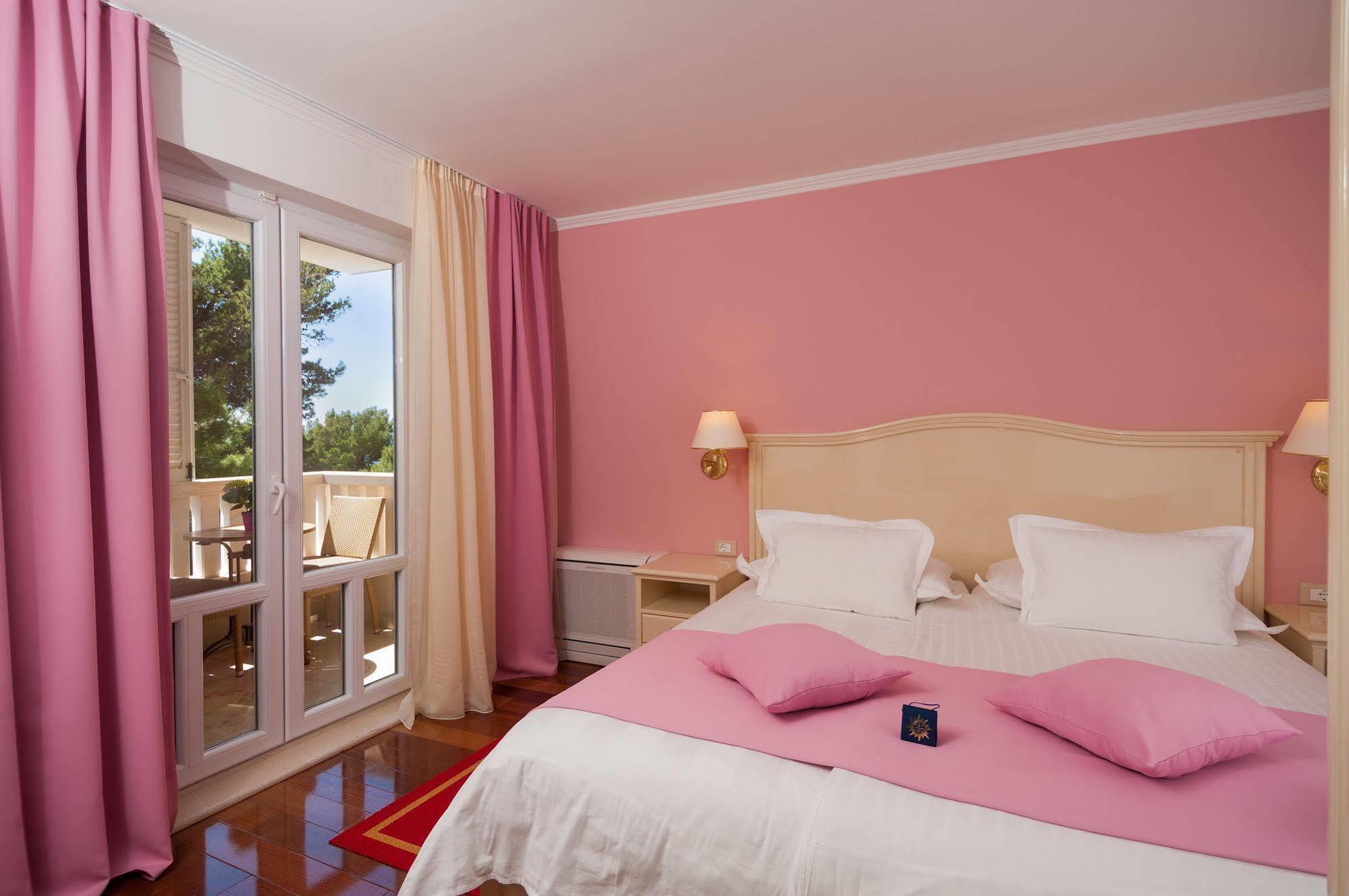Hotel Sunceva Postelja Brela Εξωτερικό φωτογραφία
